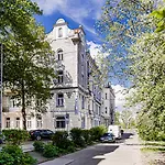 Kaizl Park Apart-hotel 4*