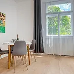 Kaizl Park Apart-hotel 4*