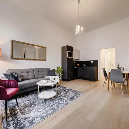 Kaizl Park Appart hôtel 4*